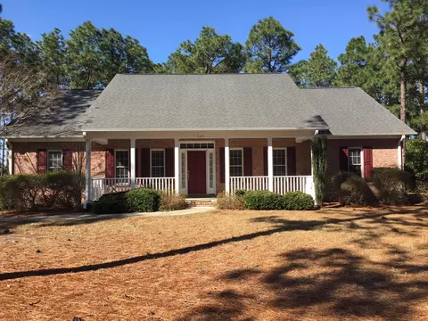 341 Longleaf Dr, West End, NC 27376 photo 1