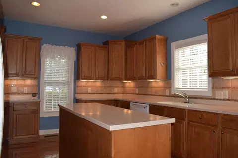 341 Longleaf Dr, West End, NC 27376 photo 9