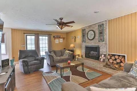 100 Tarheel Dr, Hamlet, NC 28345 photo 5