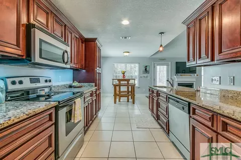 210 Beaubrook Blvd, Springfield, GA 31329 photo 15