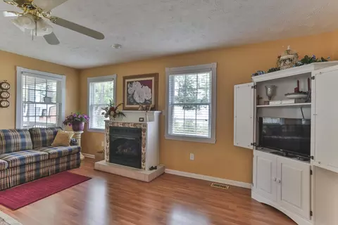 306 Palm St, Hamlet, NC 28345 photo 6