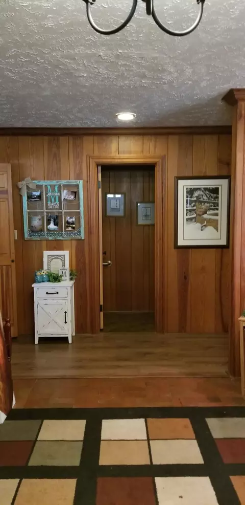 435 E Main St, Candor, NC 27229 photo 6
