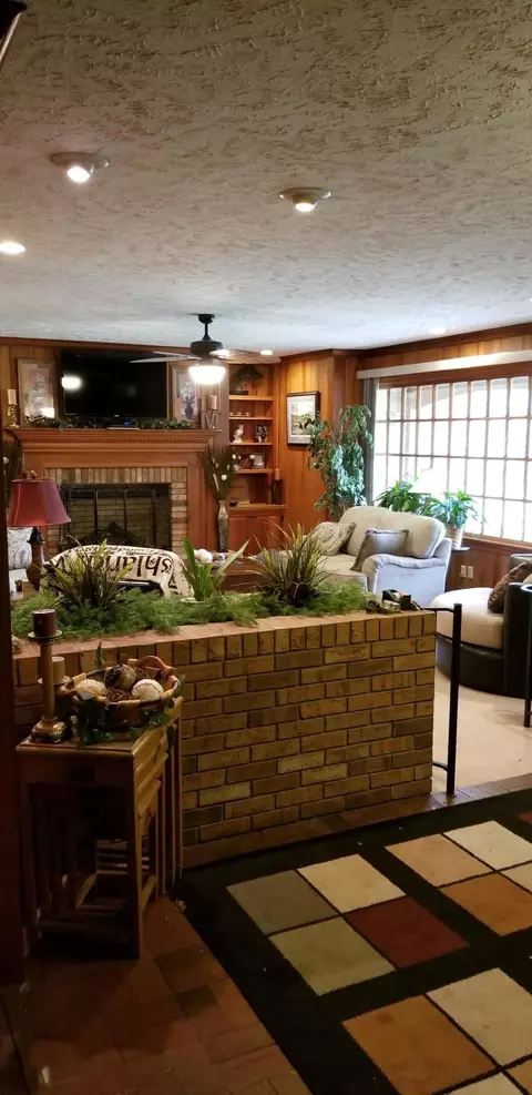 435 E Main St, Candor, NC 27229 photo 5