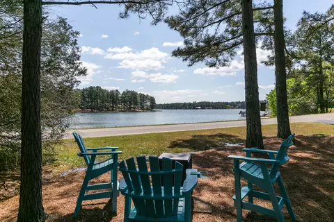 212 Firetree Ln, West End, NC 27376 photo 3