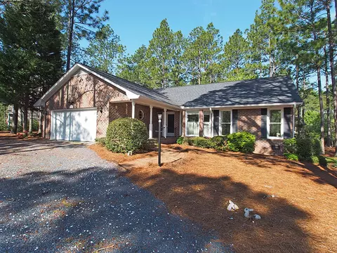 100 Salem Dr, Pinehurst, NC 28374 photo 1