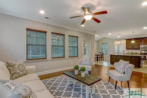 16 Gresham Ln, Savannah, GA 31419 photo 6