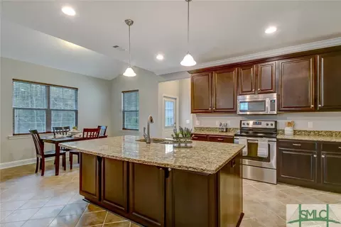 16 Gresham Ln, Savannah, GA 31419 photo 10