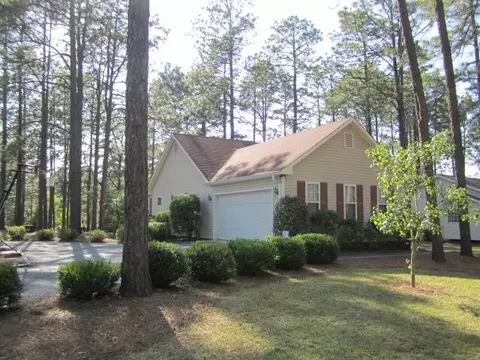 2455 SW Longleaf Dr, Pinehurst, NC 28374 photo 4