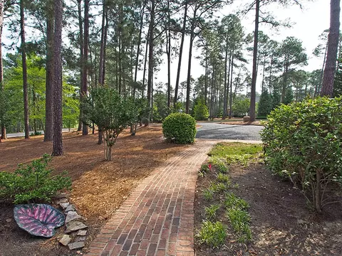 3 Oxton Cir, Pinehurst, NC 28374 photo 4