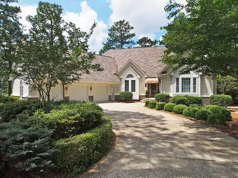 102 Strathaven Ct, Pinehurst, NC 28374 photo 1
