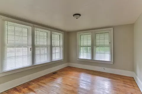 216 Henderson St, Hamlet, NC 28345 photo 10