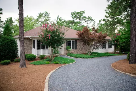 143 Sakonnet Trl, Pinehurst, NC 28374 photo 2