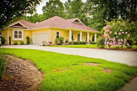 150 Devon Cir, Aberdeen, NC 28315 photo 5