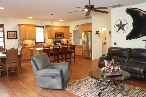 150 Devon Cir, Aberdeen, NC 28315 photo 14