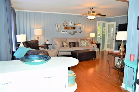 203 Rollins Avenue Ave, Hamlet, NC 28345 photo 4