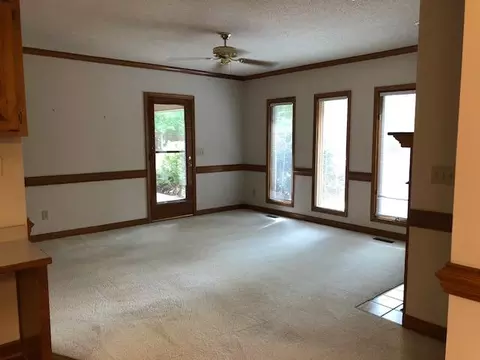 140 N Surry Cir, Pinehurst, NC 28374 photo 5