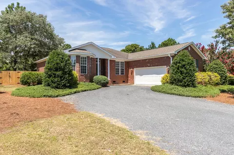 13 Beryl Cir, Pinehurst, NC 28374 photo 1