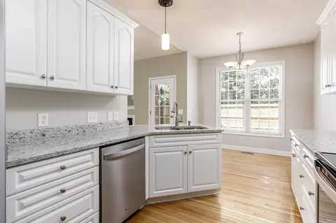 13 Beryl Cir, Pinehurst, NC 28374 photo 3