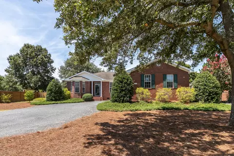 13 Beryl Cir, Pinehurst, NC 28374 photo 2