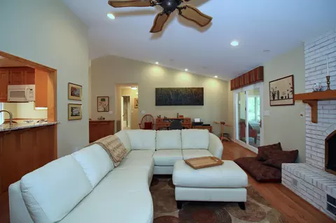 152 E Devonshire Ave, West End, NC 27376 photo 3
