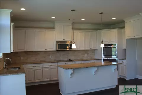 102 Old School Cir, Guyton, GA 31312 photo 4