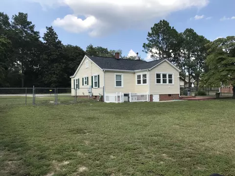 407 Myrtle Ave, Hamlet, NC 28345 photo 18