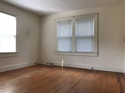 407 Myrtle Ave, Hamlet, NC 28345 photo 11