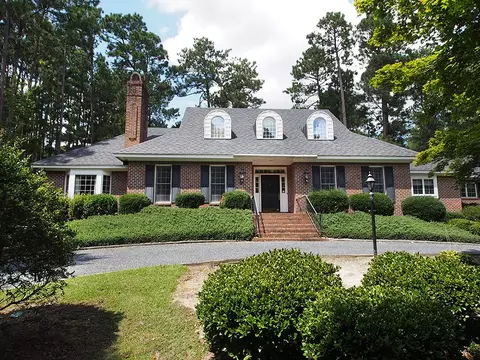 21 Thunderbird Cir, Pinehurst, NC 28374 photo 1