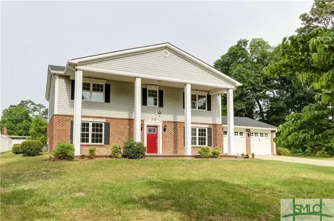 305 W 4th St, Springfield, GA 31329 photo 2