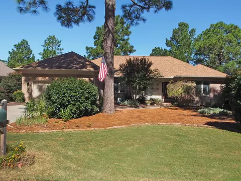 2 Princeville Ln, Pinehurst, NC 28374 photo 1