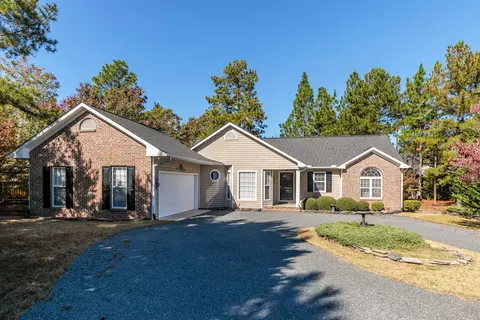 17 Hialeah Pl, Pinehurst, NC 28374 photo 1