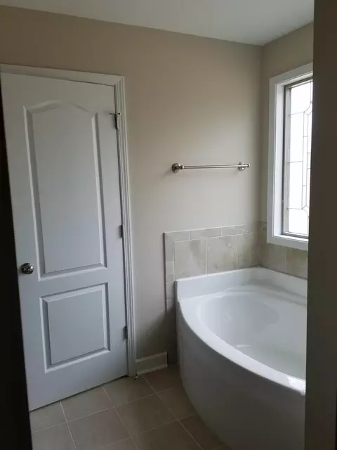 1048 Hydrangea Dr, Aberdeen, NC 28315 photo 7