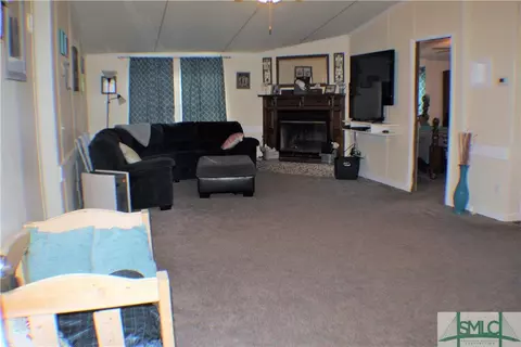 108 Eagle Dr, Springfield, GA 31329 photo 3