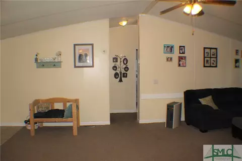 108 Eagle Dr, Springfield, GA 31329 photo 4