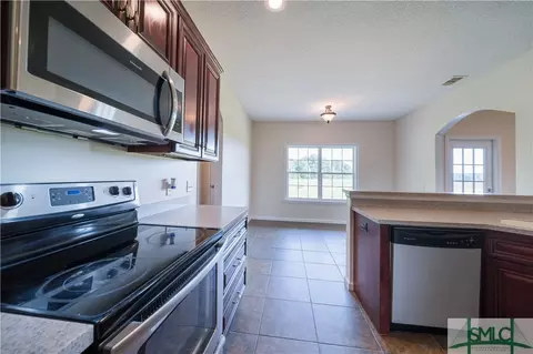 17841 N Old River Rd, Garfield, GA 30425 photo 9