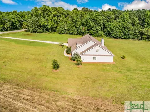 17841 N Old River Rd, Garfield, GA 30425 photo 7