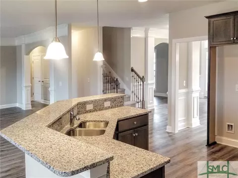 121 Grimsby Rd, Savannah, GA 31407 photo 9