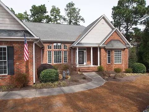 6 St Georges Dr, Pinehurst, NC 28374 photo 3
