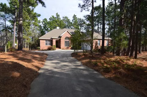 10 Grayson Ln, Pinehurst, NC 28374 photo 1