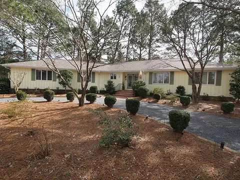 130 Thunderbird Ln, Pinehurst, NC 28374 photo 1