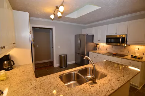 170 N Surry Cir, Pinehurst, NC 28374 photo 8