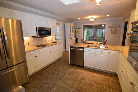 170 N Surry Cir, Pinehurst, NC 28374 photo 7