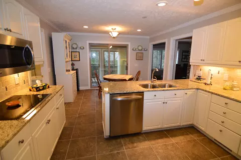 170 N Surry Cir, Pinehurst, NC 28374 photo 13