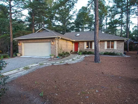 25 Burning Tree Rd, Pinehurst, NC 28374 photo 1