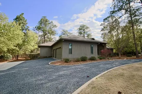 30 Oak Meadow Rd, Pinehurst, NC 28374 photo 3