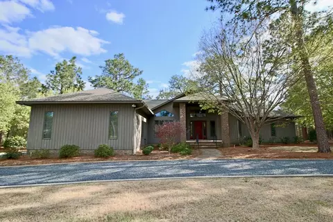 30 Oak Meadow Rd, Pinehurst, NC 28374 photo 2