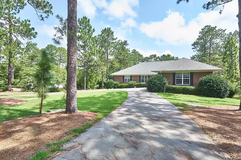 330 Donald Ross Dr, Pinehurst, NC 28374 photo 3