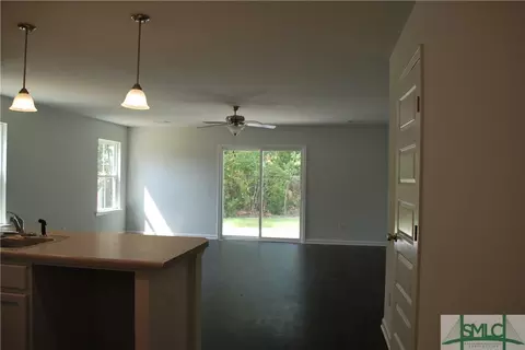 223 Crape Myrtle Ct, Springfield, GA 31329 photo 10