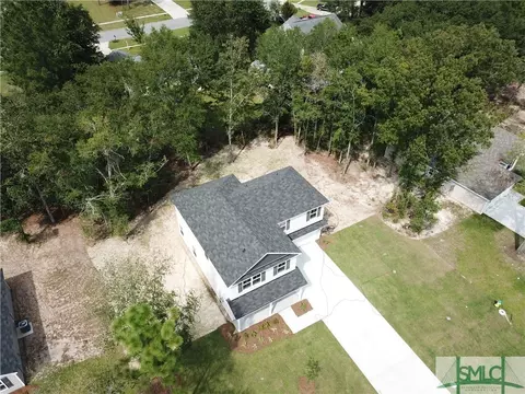 223 Crape Myrtle Ct, Springfield, GA 31329 photo 2