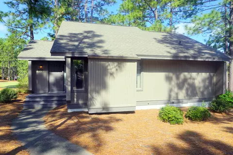 200 Barton Hills Ct, Pinehurst, NC 28374 photo 2